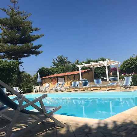 La Fattoria Sul Mare 2*