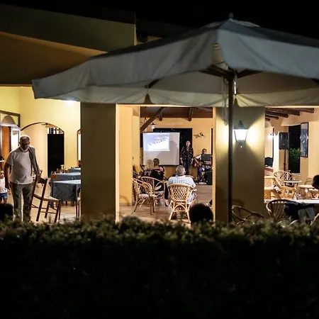 Hotel La Fattoria Sul Mare 2*